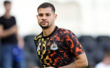 Cú bắt tay cùng thắng của Arsenal và Newcastle vụ Guimaraes
