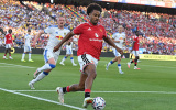 Zirkzee nắm giữ chiếc chìa khóa chuyển nhượng của Man Utd