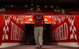 Liverpool gánh thâm hụt kỷ lục, MU mua sắm thua xa 3 tân binh