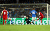 Arsenal hạ Napoli nhưng báo động đỏ khâu dứt điểm