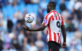 MU quan tâm, Sunderland đã biết làm gì với Brian Brobbey