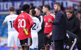 Trận hòa Leeds phơi bày sự lúng túng của Michael Carrick