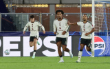 Chấm điểm Man United: De Ligt trải qua cơn ác mộng; Điểm sáng Zirkzee