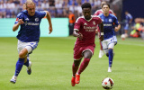 Tin đồn chuyển nhượng tối 23/10: Arsenal tái kích hoạt vụ Vinicius; Chelsea mượn Alexander-Arnold