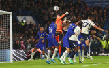Sai lầm của Penders lại phơi bày vấn đề nơi khung gỗ Chelsea