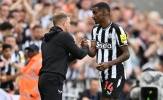 Isak bị loại khỏi danh sách thi đấu Newcastle giữa lùm xùm tương lai