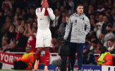 Arsenal thắng kịch tính nhưng nín thở vì chấn thương của Gabriel
