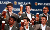 Oktoberfest: Lễ hội bao trùm Munich, Hùm xám phủ bóng Bundesliga