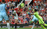 HLV Watford ví von Ibrahimovic 'bất tử'