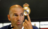 Vắng trụ cột, Zidane 'đứng ngồi không yên'