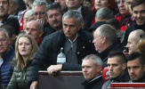 'Mourinho chẳng biết tin ai trong phòng thay đồ'
