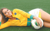 Carol Portaluppi - người tình một thuở của Neymar
