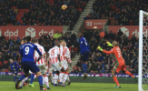 Góc HLV Phan Thanh Hùng: M.U, Liverpool bệnh 'nhà giàu'; Chelsea chớ khinh suất