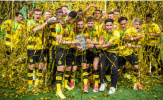 Vô địch giải trẻ, U19 Dortmund lên tinh thần cho đàn anh