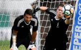 Hồi phục chấn thương, Szczesny tranh thủ biểu diễn trước mặt Buffon