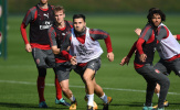Mesut Ozil hối hả tập luyện, chờ đấu West Brom