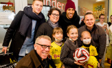 Dortmund mang 80.000 CĐV từ Signal Iduna Park vào bệnh viện