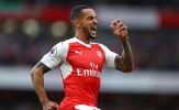 CỰC NÓNG: Walcott đến Everton kiểm tra y tế