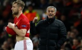 Nhìn Mata đi, Luke Shaw!