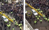 Fan Chelsea và Tottenham hỗn chiến ngay sau trận Derby