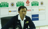 HLV Dương Minh Ninh: Tôi không bàn về trọng tài, CĐV phản ứng là bình thường