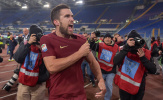 Strootman trung thành tuyệt đối với Roma, MU hụt hẫng