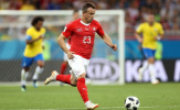 Gary Neville chỉ trích mục tiêu chuyển nhượng của Liverpool 'thiếu chuyên nghiệp' khi được ra giá