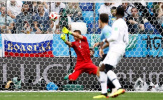 Thủ môn Uruguay kéo dài danh sách thảm họa tại World Cup 2018