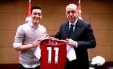 Sau tất cả, Mesut Ozil gửi tâm thư đáp trả chỉ trích