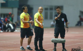 U23 Việt Nam bị phạm lỗi thô bạo, thầy Park nổi nóng với trọng tài