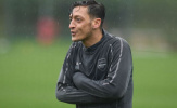Với cái tên này, Arsenal đã không còn nhớ Ozil