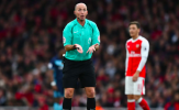 Tại sao NHM Arsenal 'ghét cay ghét đắng' Mike Dean?
