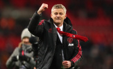Solskjaer vẫn có thể cười giữa tiết trời lạnh lẽo ở Wembley!