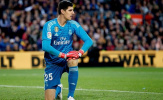 Cha của Courtois: 'Truyền thông Madrid đang nhắm vào con trai tôi'