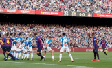 CĐV Barca trầm trồ: Messi đã tạo nên định nghĩa sút phạt mới!