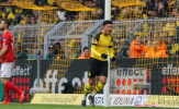 'Ngọc báu' nước Anh lập cú đúp, Dortmund tạm chiếm lại ngôi đầu