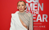 Diện đồ táo bạo, sao nữ tuyển Anh Chloe Kelly lộng lẫy tại GQ Men of the Year