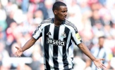 Alexander Isak không đến Singapore, cánh cửa rời Newcastle rộng mở?
