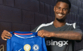 Vừa tới Chelsea, tân binh Jorrel Hato đã 'gây chiến' với cả Ngoại hạng Anh