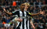 Isak và mùa hè nhiều sóng gió của Newcastle