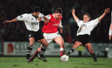 Port Vale: Ký ức về 'đêm kinh hoàng' của Arsenal năm 1998