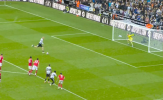 CĐV Newcastle phát cuồng với 'quả penalty hay nhất mọi thời đại' của Woltemade