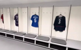 Áo đấu của huyền thoại Real Madrid được treo vĩnh viễn trong phòng thay đồ sân Anfield