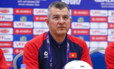 HLV Roland coi trận gặp Malaysia là chung kết và cảnh báo tình huống cố định