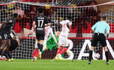 Thua 10 người của Monaco, PSG nguy cơ mất ngôi đầu bảng