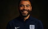 Ashley Cole: Gã trai hư tìm lại chính mình trên băng ghế huấn luyện