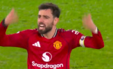 Bruno Fernandes ghi siêu phẩm đá phạt, ăn mừng đỉnh cao