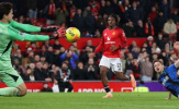 Berbatov chỉ trích hàng phòng ngự Man United sau trận hòa 4-4 với Bournemouth
