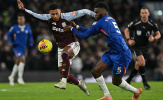 Badiashile mắc sai lầm khiến Chelsea thua ngược Aston Villa