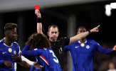 Chelsea gục ngã trước Fulham trong thế thiếu người
